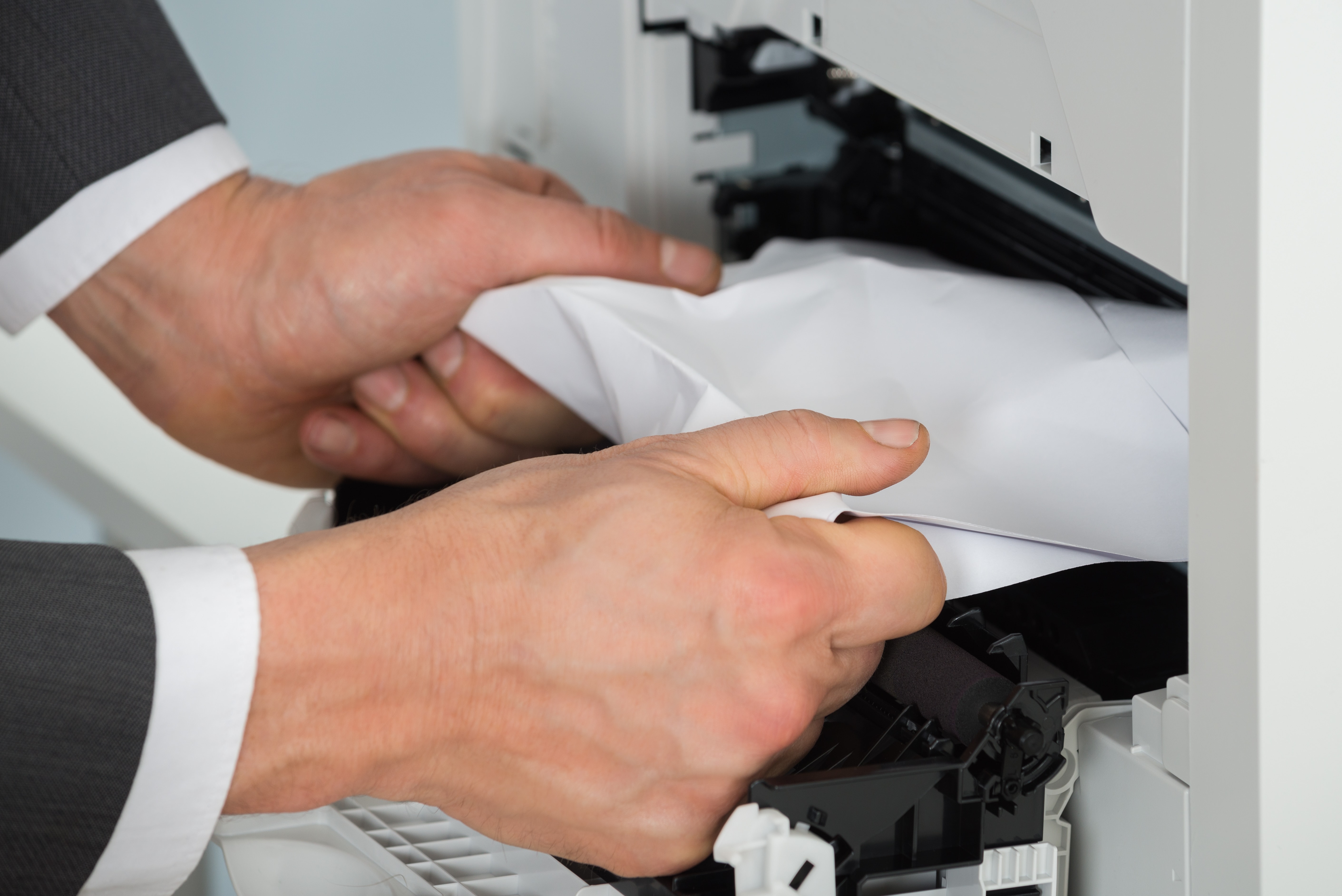 Ihr Drucker zieht Papier schief ein? Das können Sie dagegen tun