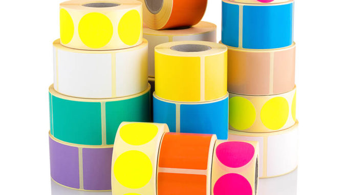 Etiketten mit Klebefolie zum Anbringen auf unterschiedlichen Oberflächen gibt es in den verschiedensten Farben und Formen für eine kreative Etikettengestaltung.